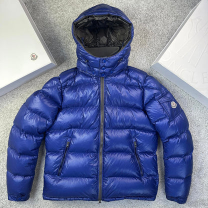 Moncler Zin Size 5 Fits M/L