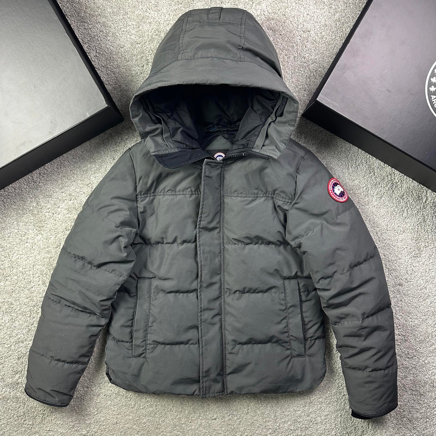 Canada Goose MacMillan Size S