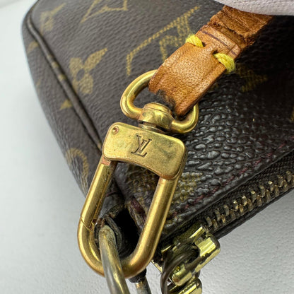 Louis Vuitton Pochette Shoulder Bag