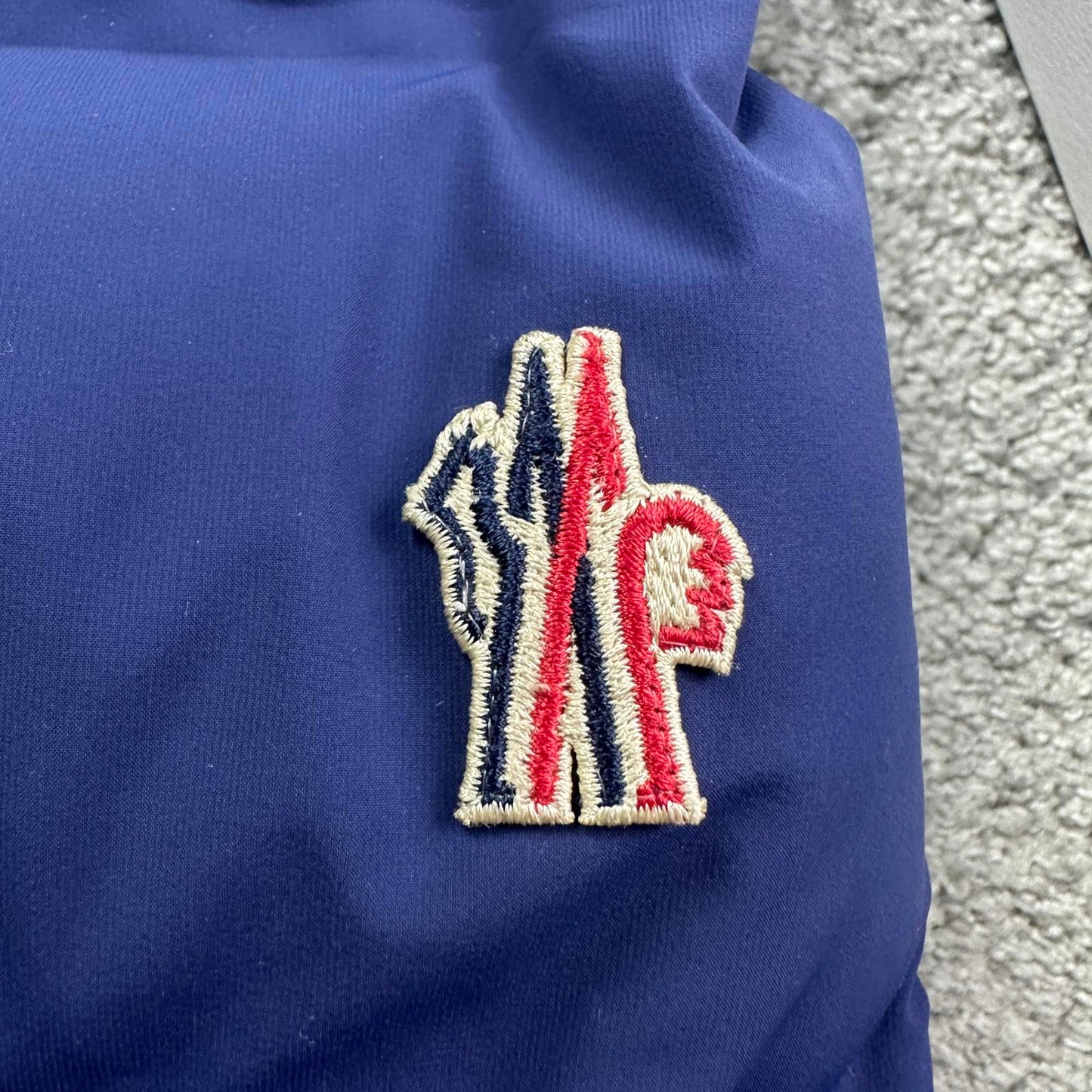 Moncler Lagorai Grenoble Puffer - Size 5 (L/XL)