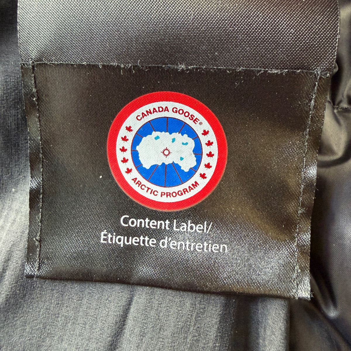 Canada Goose Men’s Lodge Puffer Jacket Size S
