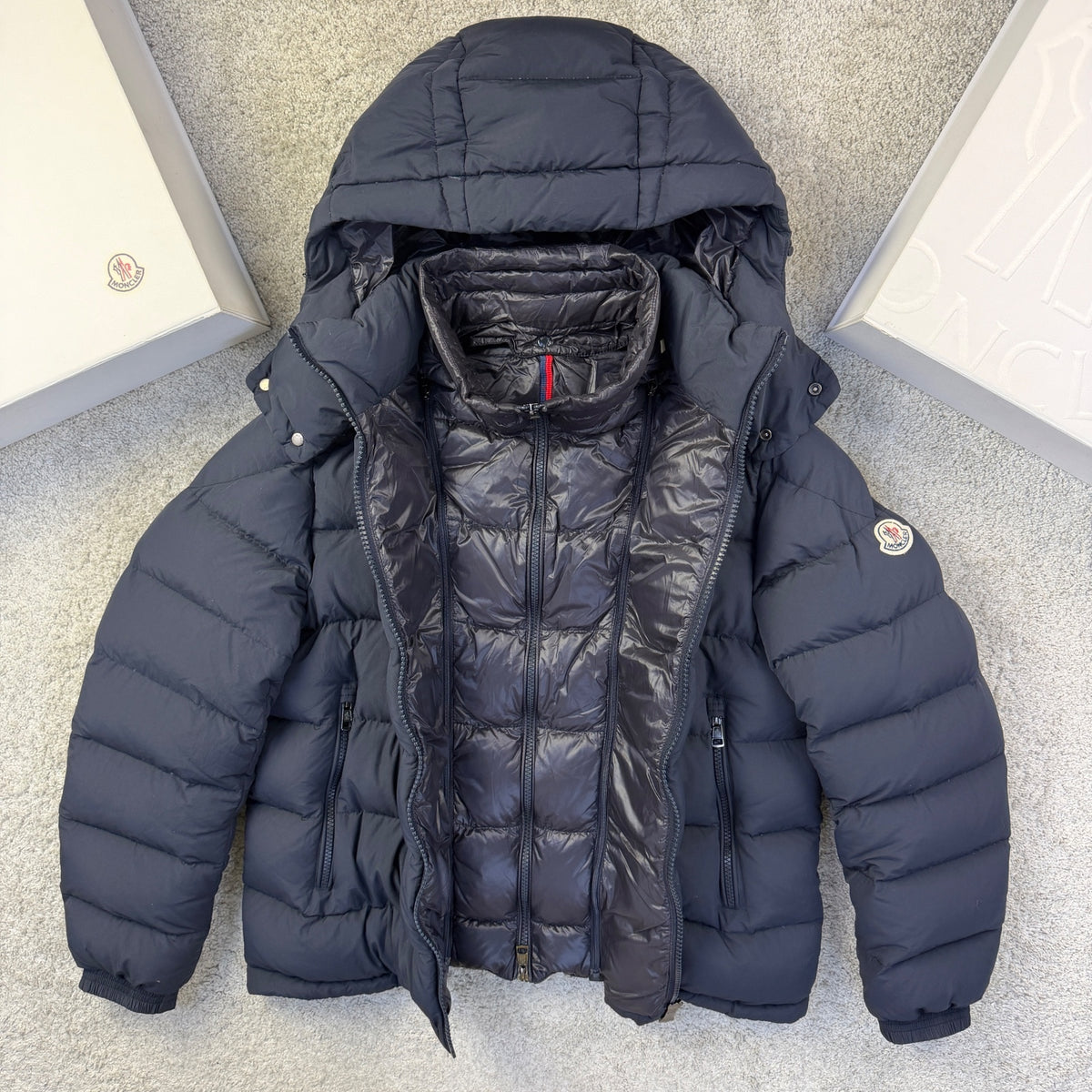 Moncler Brique Puffer Coat Size 2 Small