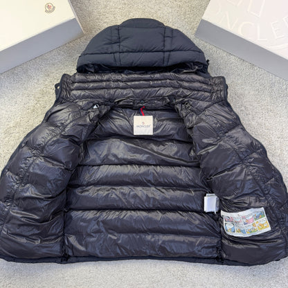 Moncler Brique Puffer Coat Size 2 Small