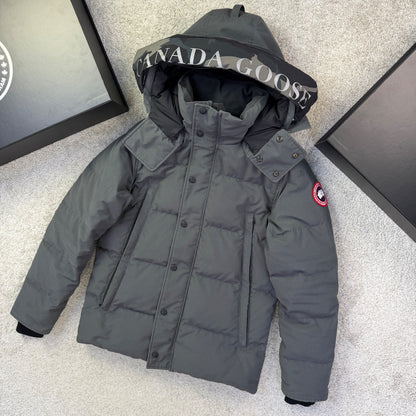 Canada Goose Wyndham Puffer Coat Size S