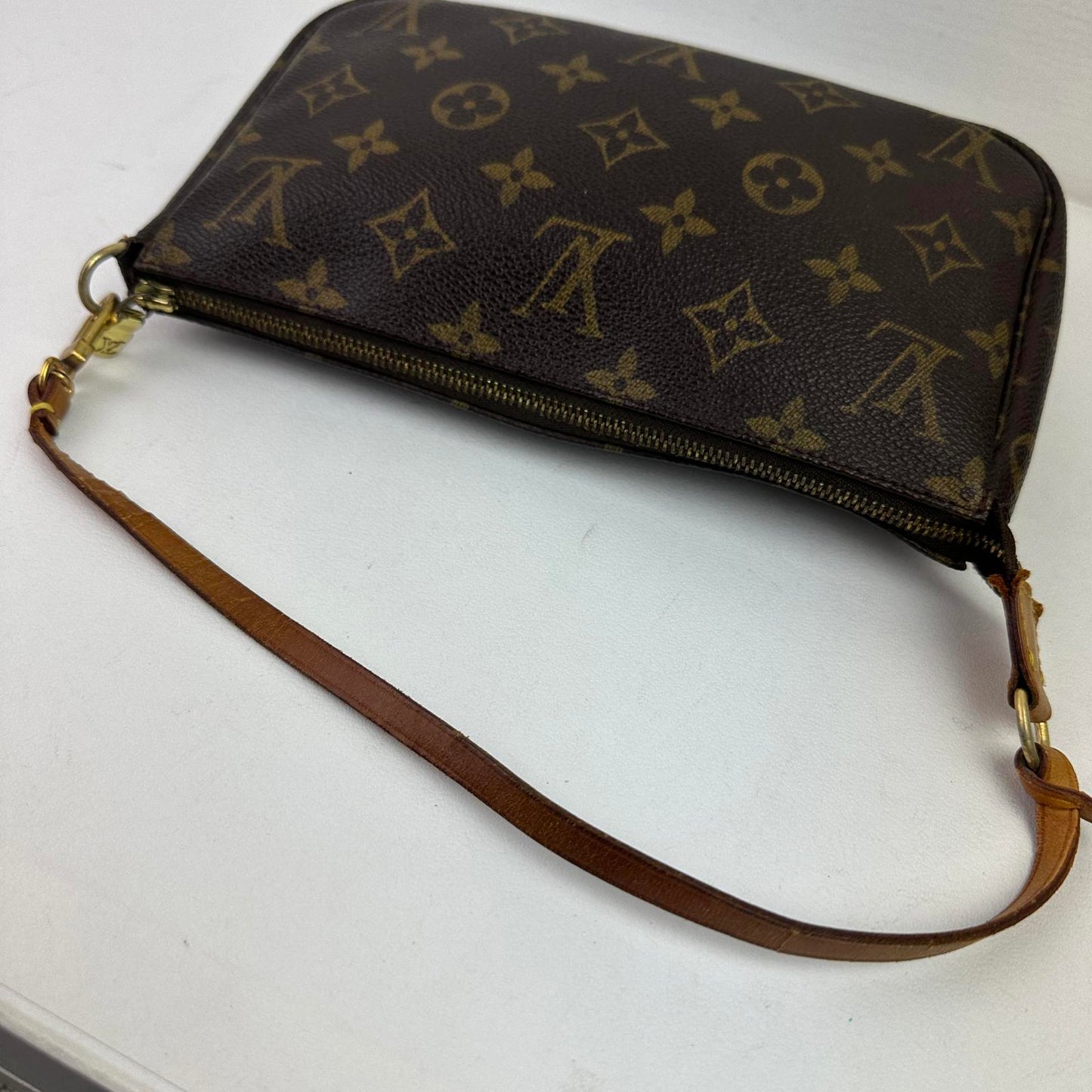 Louis Vuitton Pochette Shoulder Bag