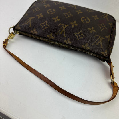 Louis Vuitton Pochette Shoulder Bag