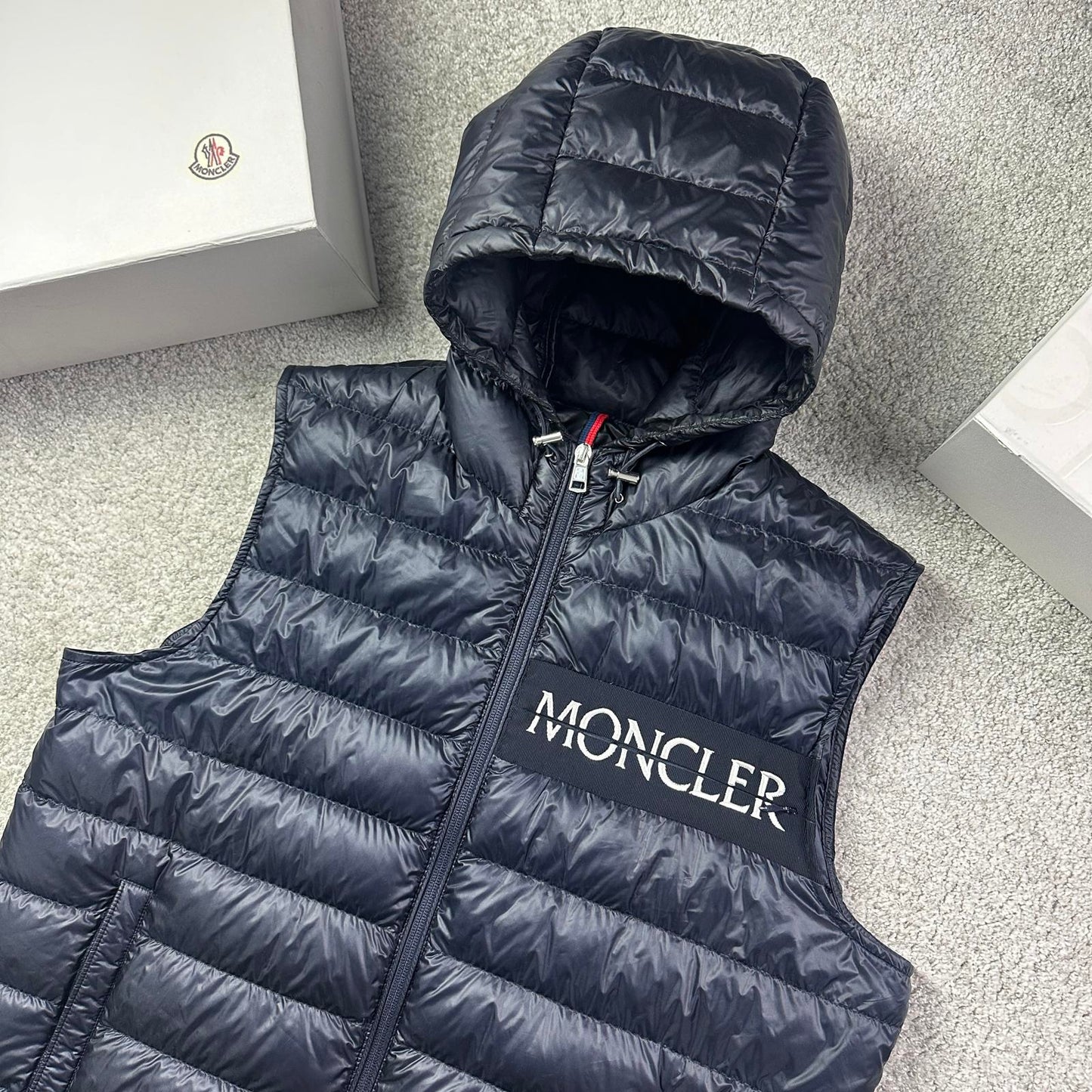 Moncler Laruns - Size 4 (L)