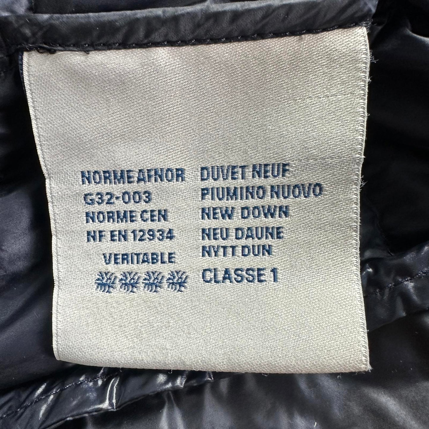 Moncler Douret Jacket Size 4 (Fits M/L)