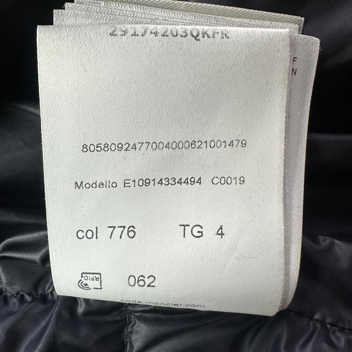 Moncler Laruns - Size 4 (L)