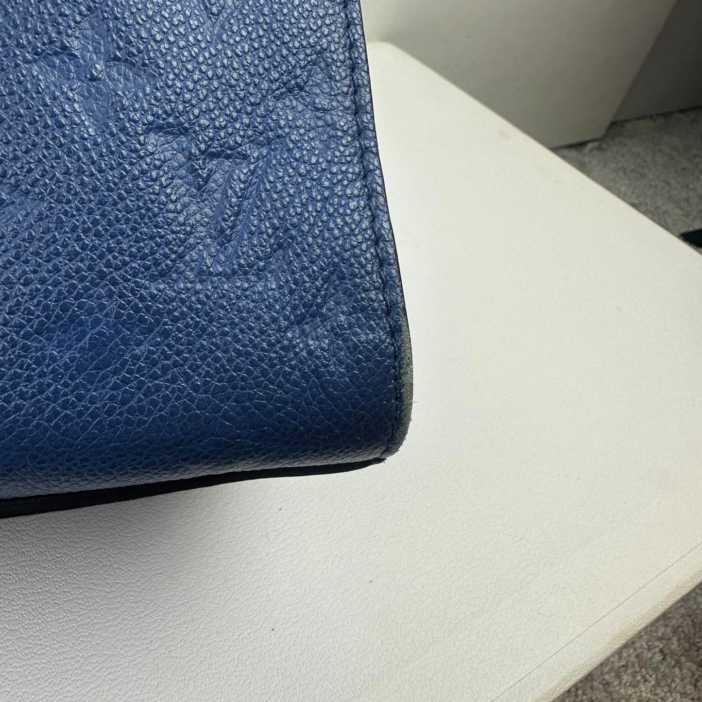 Louis Vuitton Pont Neuf MM Hand Bag